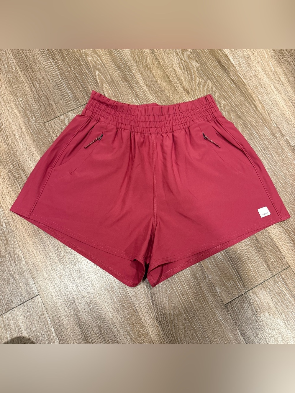 Vuori Shorts